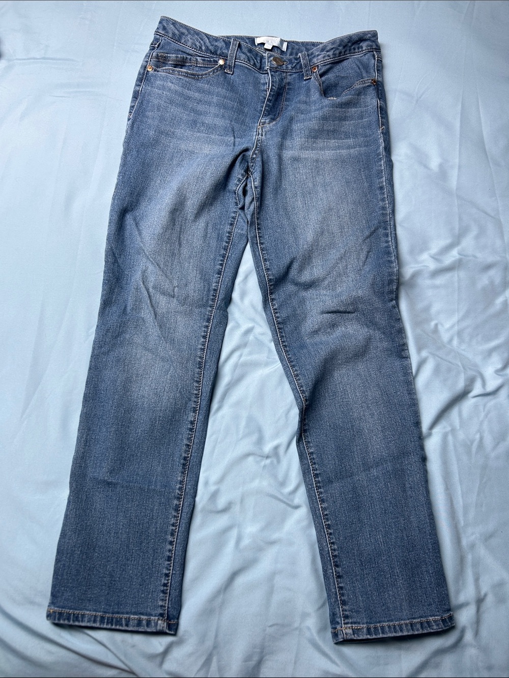 Women's Medium Blue Straight-Leg Jeans